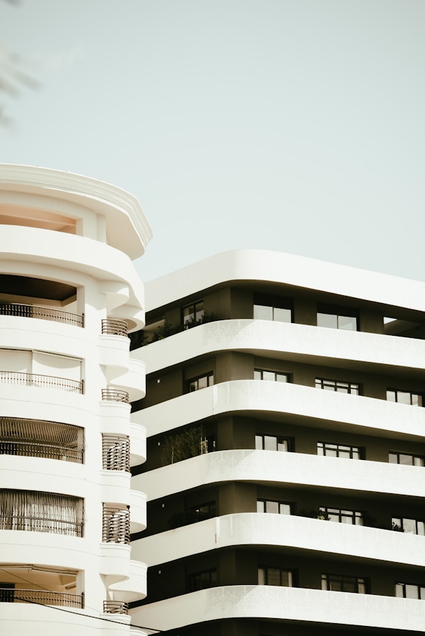 Architecture Photo Collection with 120 HD images | PictureHub